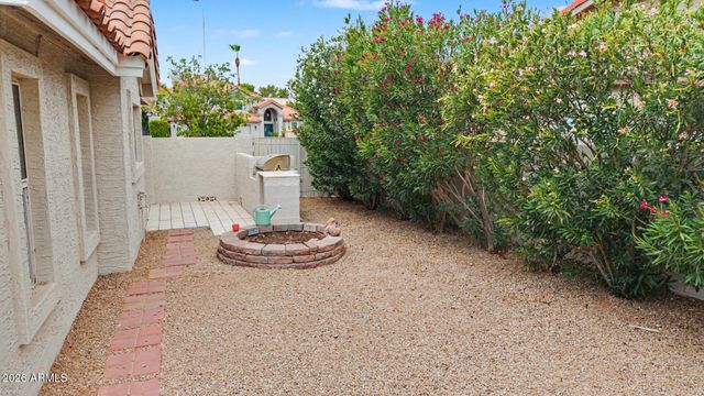 8515 S MAPLE Avenue, Tempe, AZ 85284