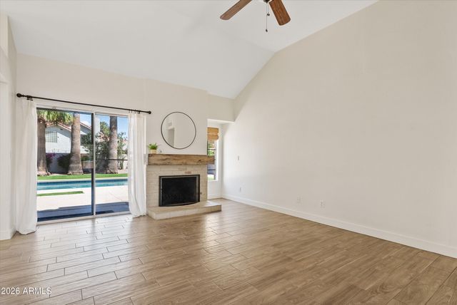 8515 S MAPLE Avenue, Tempe, AZ 85284