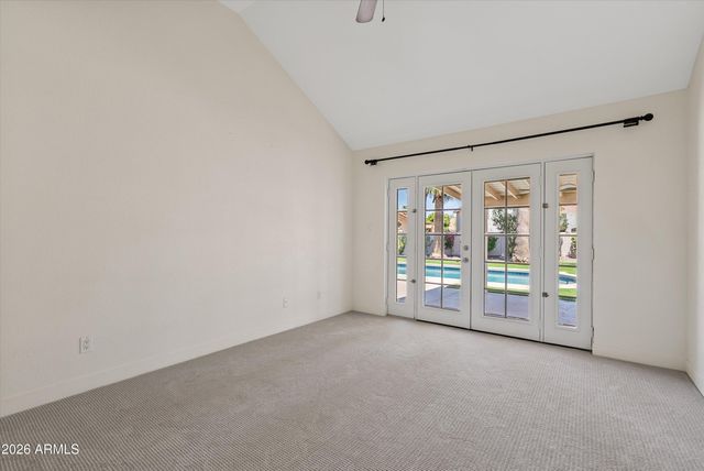 8515 S MAPLE Avenue, Tempe, AZ 85284