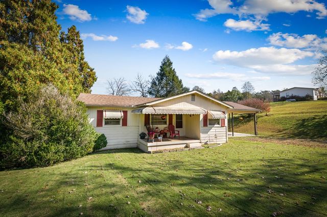 121,165 Orchard Boulevard, Blue Ridge, GA 30513