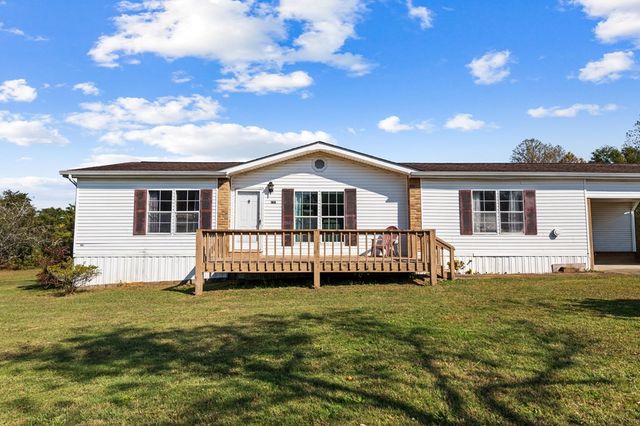 121,165 Orchard Boulevard, Blue Ridge, GA 30513