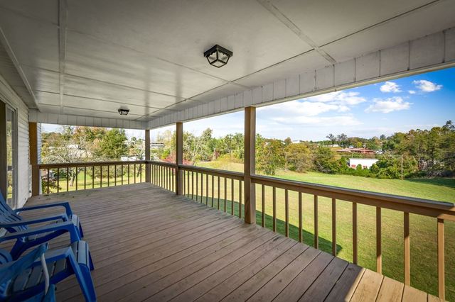 121,165 Orchard Boulevard, Blue Ridge, GA 30513