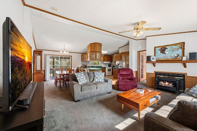 121,165 Orchard Boulevard, Blue Ridge, GA 30513