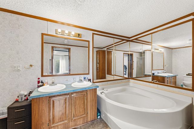 121,165 Orchard Boulevard, Blue Ridge, GA 30513