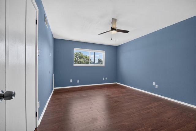 7205 Beechnut Street D, Houston, TX 77074