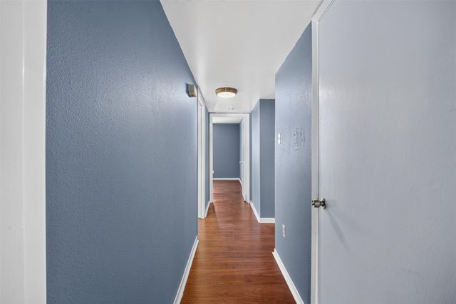 7205 Beechnut Street D, Houston, TX 77074