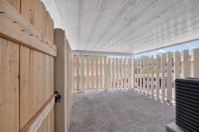 7205 Beechnut Street D, Houston, TX 77074