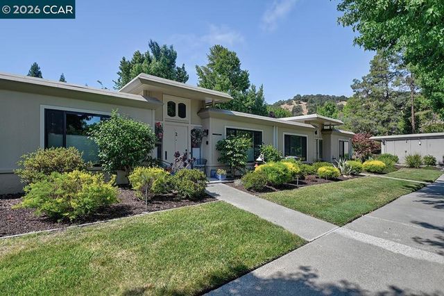 1124 Oakmont Dr 2, Walnut Creek, CA 94595
