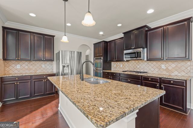 3297 Alhambra Circle, Hampton, GA 30228