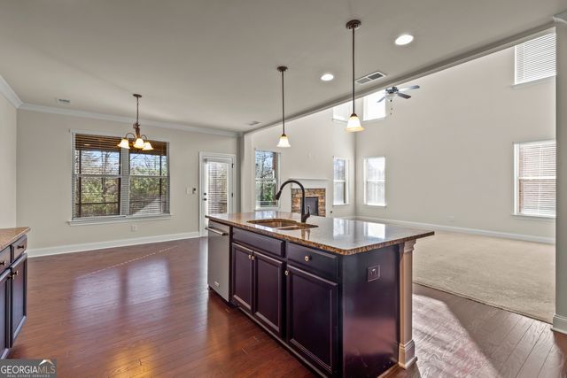 3297 Alhambra Circle, Hampton, GA 30228