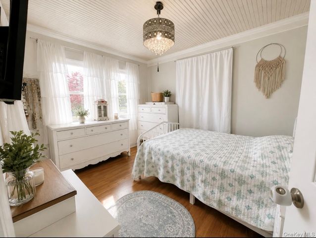7 Bay Street, Center Moriches, NY 11934