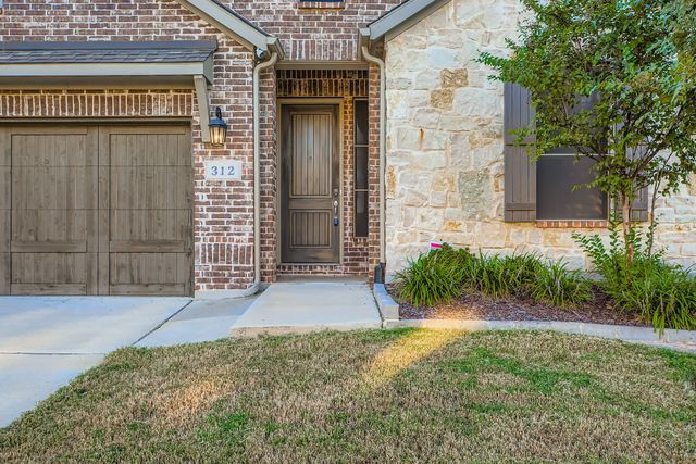 312 Magnolia Street, Oak Point, TX 75068