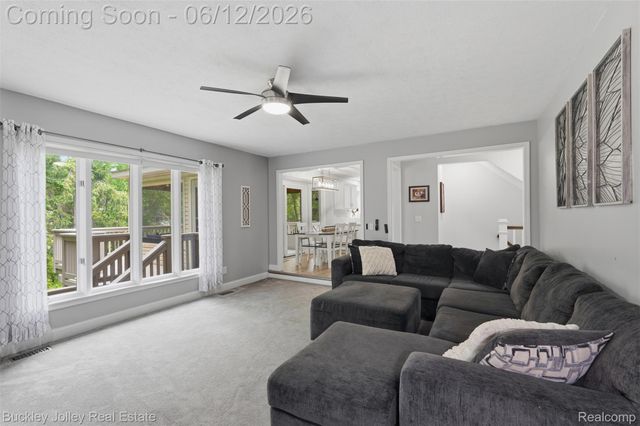 7829 Hillside Lakes Drive, Hamburg Township, MI 48116