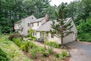 241 Duncaster Road, Bloomfield, CT 06002