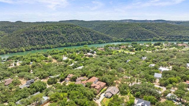 1310 Minnie DR, Austin, TX 78732