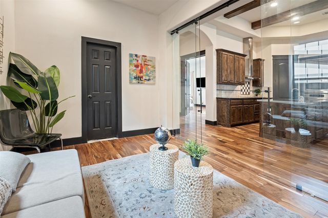 1310 Minnie DR, Austin, TX 78732