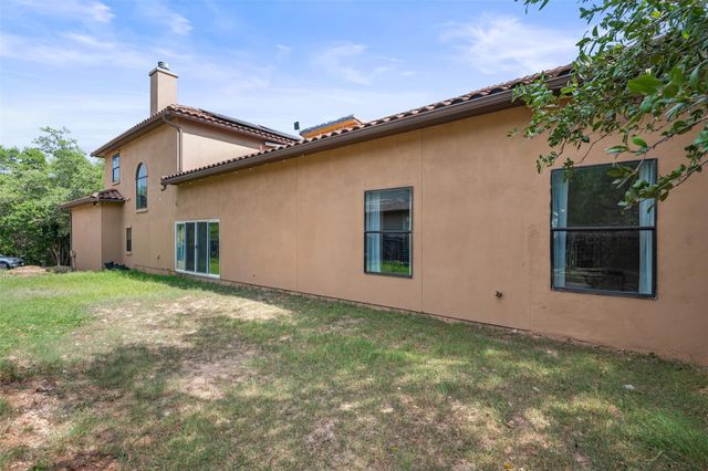 1310 Minnie DR, Austin, TX 78732