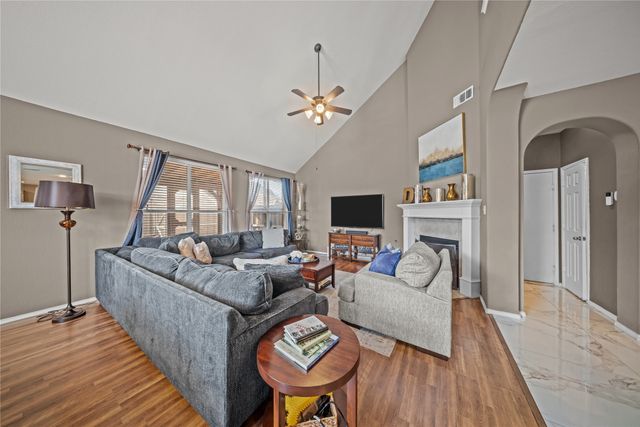 656 Memorial Hill Way, Murphy, TX 75094