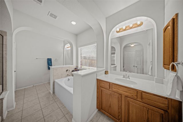 656 Memorial Hill Way, Murphy, TX 75094