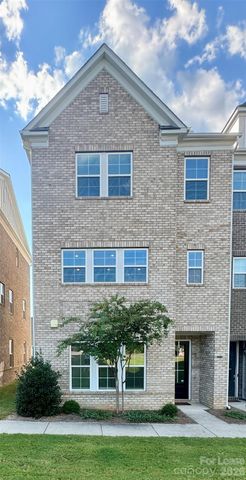 7937 Reunion Row Drive, Charlotte, NC 28277