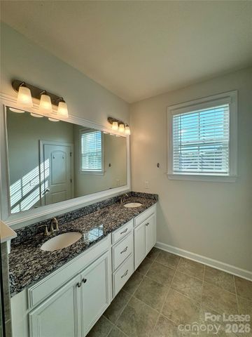 7937 Reunion Row Drive, Charlotte, NC 28277