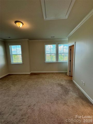 7937 Reunion Row Drive, Charlotte, NC 28277