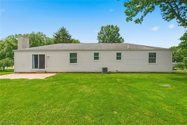 7891 Autumnwood Street NW, North Canton, OH 44720