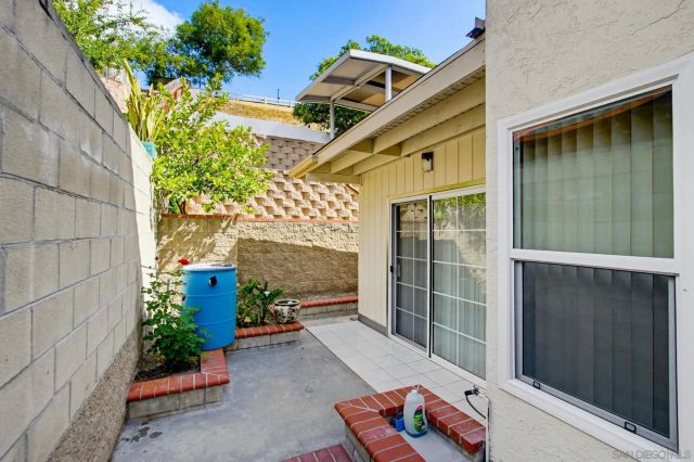 7544 Easthill Dr, San Diego, CA 92114
