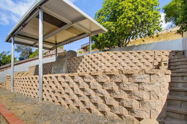 7544 Easthill Dr, San Diego, CA 92114