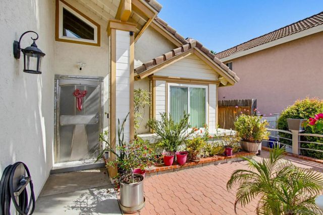 7544 Easthill Dr, San Diego, CA 92114