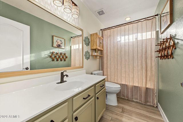 2521 W DARREL Road, Phoenix, AZ 85041