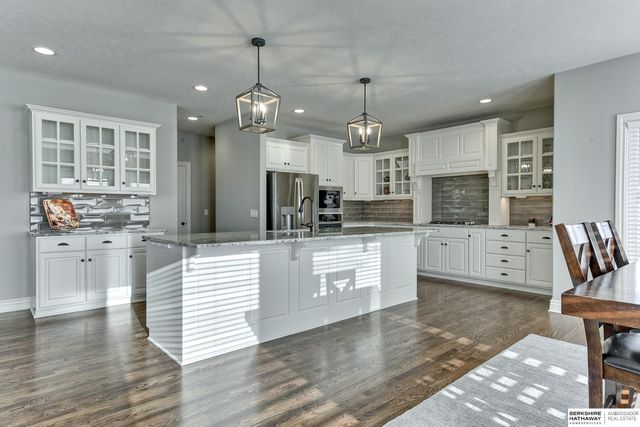 12708 S 73 Street, Papillion, NE 68046