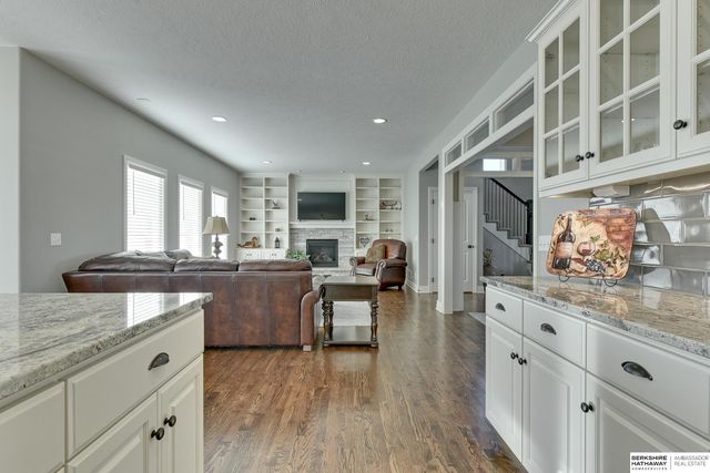 12708 S 73 Street, Papillion, NE 68046