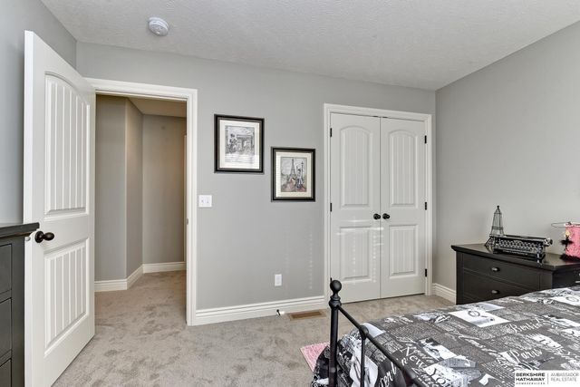 12708 S 73 Street, Papillion, NE 68046