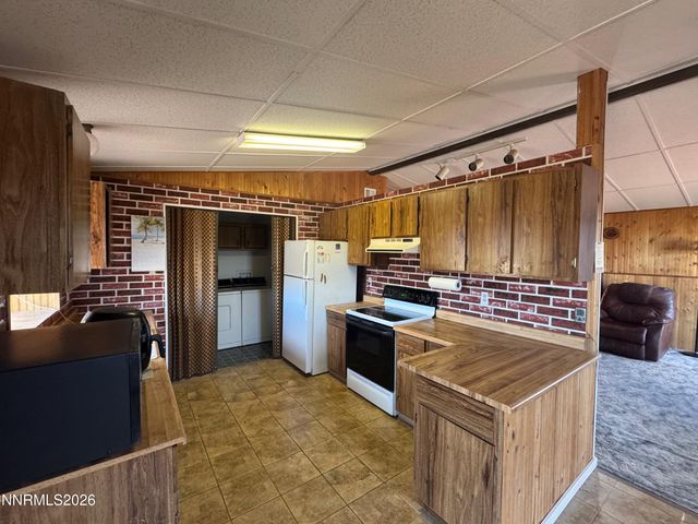 13005 N Red Rock Road, Reno, NV 89508