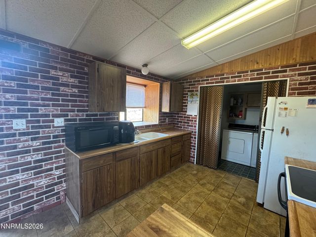 13005 N Red Rock Road, Reno, NV 89508