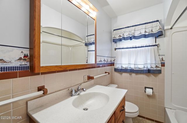 120 W Melrose Avenue, Findlay, OH 45840