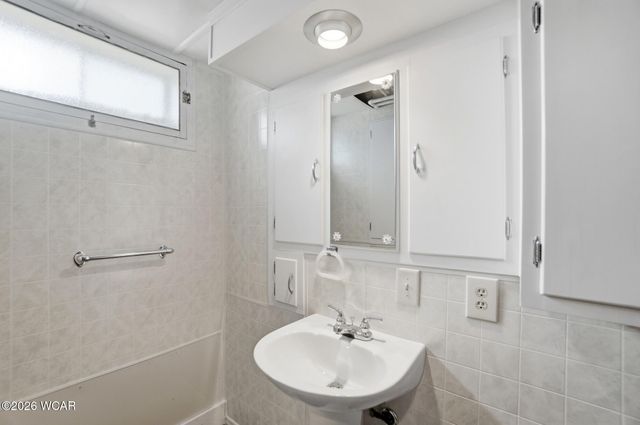 120 W Melrose Avenue, Findlay, OH 45840