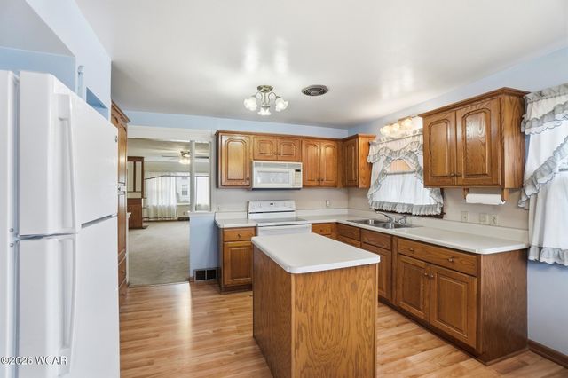 120 W Melrose Avenue, Findlay, OH 45840