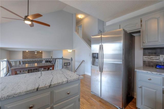 824 SE 13th Street, Lee's Summit, MO 64081