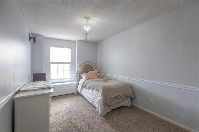 824 SE 13th Street, Lee's Summit, MO 64081