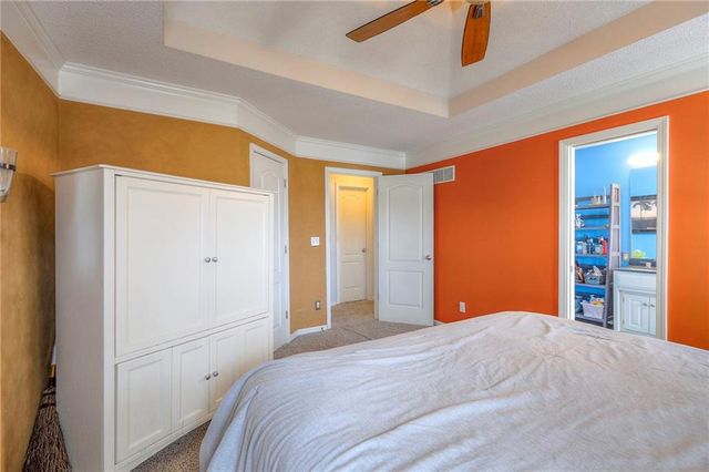 824 SE 13th Street, Lee's Summit, MO 64081