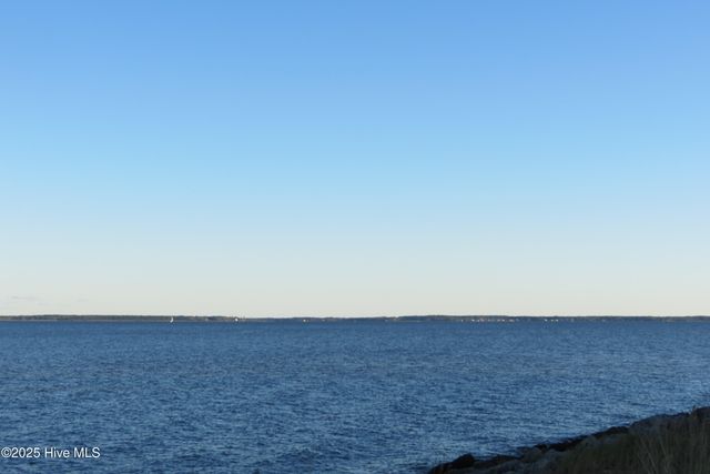 243 Wind Lake Road S, Oriental, NC 28571