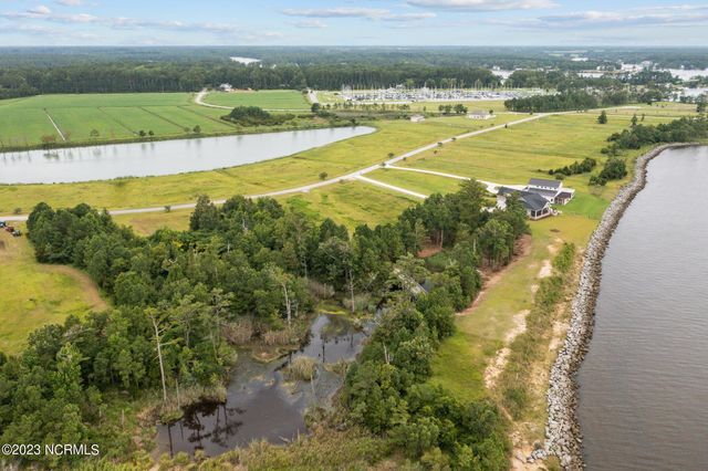 243 Wind Lake Road S, Oriental, NC 28571