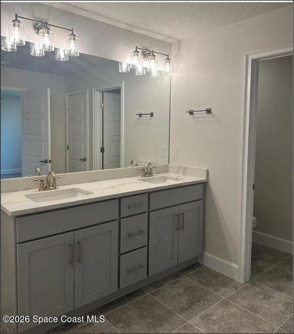 1092 Canfield Circle SE, Palm Bay, FL 32909