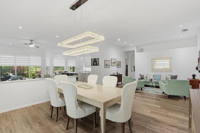 8752 Palm River Drive, Lake Worth, FL 33467