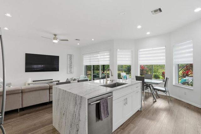 8752 Palm River Drive, Lake Worth, FL 33467