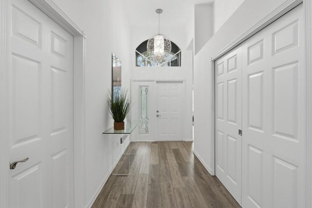 8752 Palm River Drive, Lake Worth, FL 33467