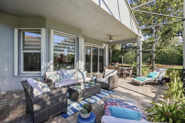 8752 Palm River Drive, Lake Worth, FL 33467