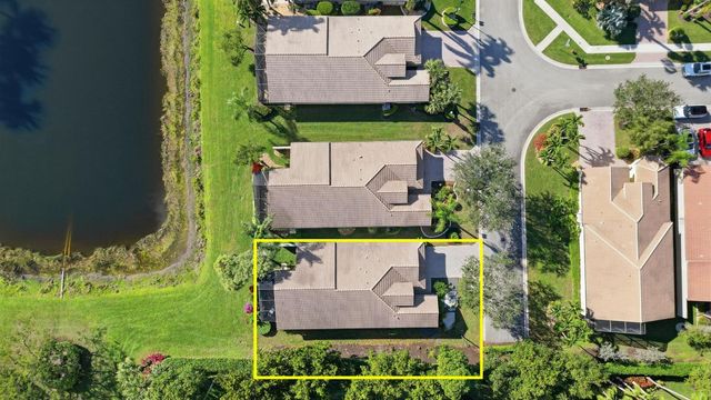 8752 Palm River Drive, Lake Worth, FL 33467